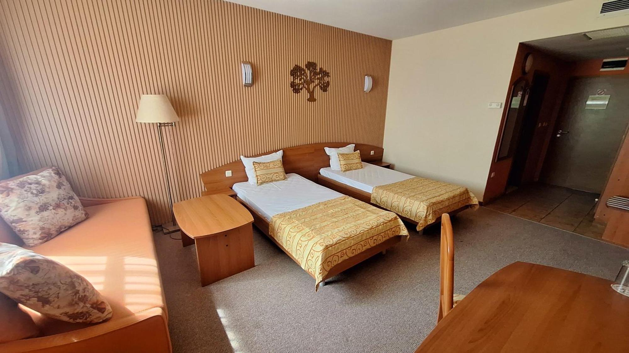 Hotel Estreya Palace Άγιος Κωνσταντίνος και Ελένη Εξωτερικό φωτογραφία